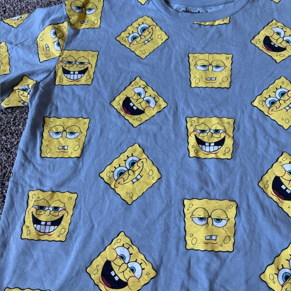 SpongeBob SquarePants Graphic T-Shirt women’s pre-love size XL crop top - Picture 2 of 5